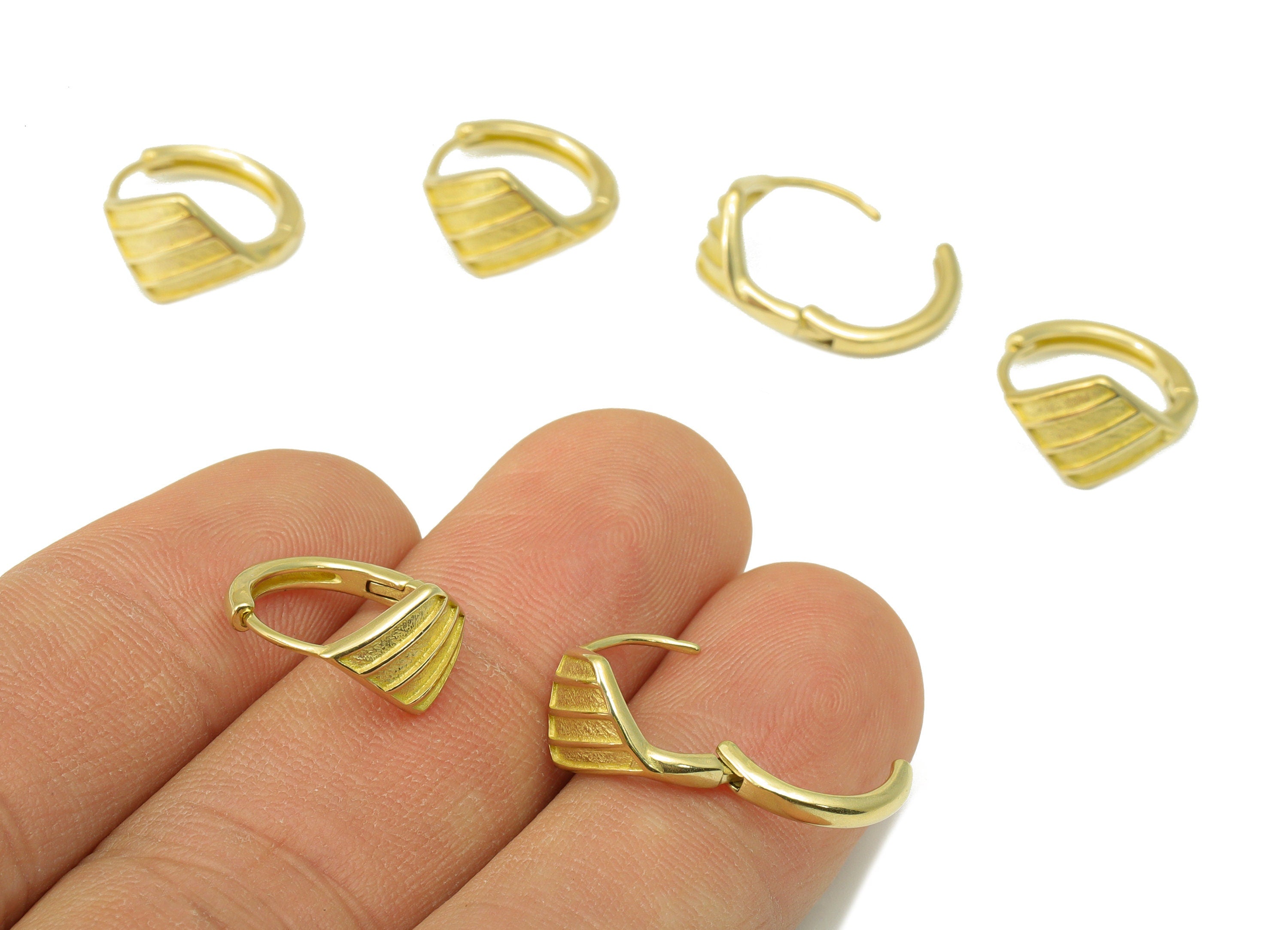 Brass Diamond Clasp - Raw Brass Hoop Clasp -Brass Huggie Hoop Clasp - Brass Textured Ring Clasp - 14.59x13.3x1.61mm - PP8553 - DOMEDBAZAAR
