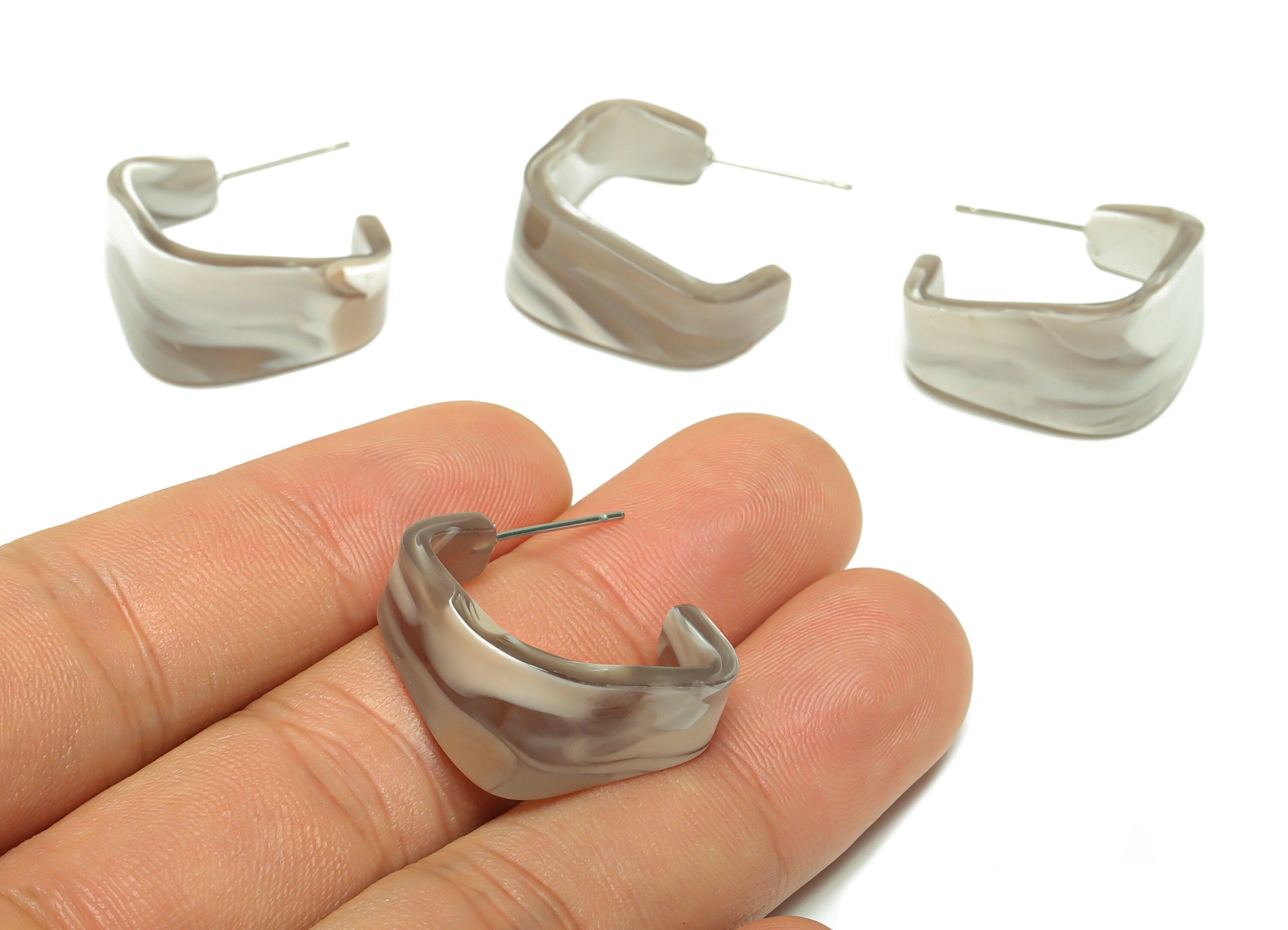 Acrylic Hoop Earrings Stud -Acrylic Wide Rainbow Earring - Open Hoop Square Earring Post - Color Code:944- 26x21x2.8mm - AC2617-A944 - DOMEDBAZAAR