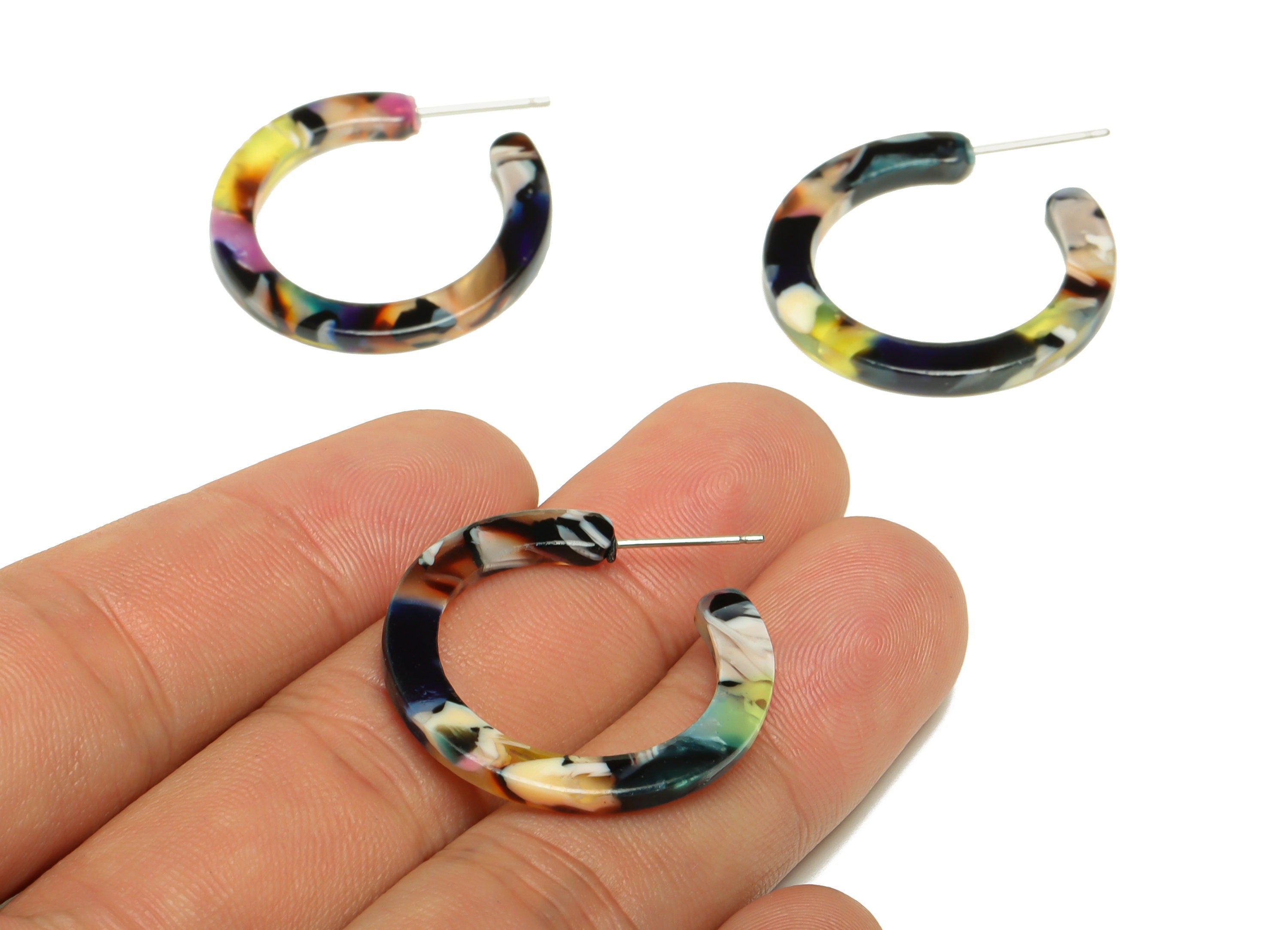 Acetic Acid Hoop Earrings Stud - Open Hoop Earring - Rainbow Round Earring Post - Color Code: A11 - 31.4x30.7x2.5mm - AC1829-A11 - DOMEDBAZAAR