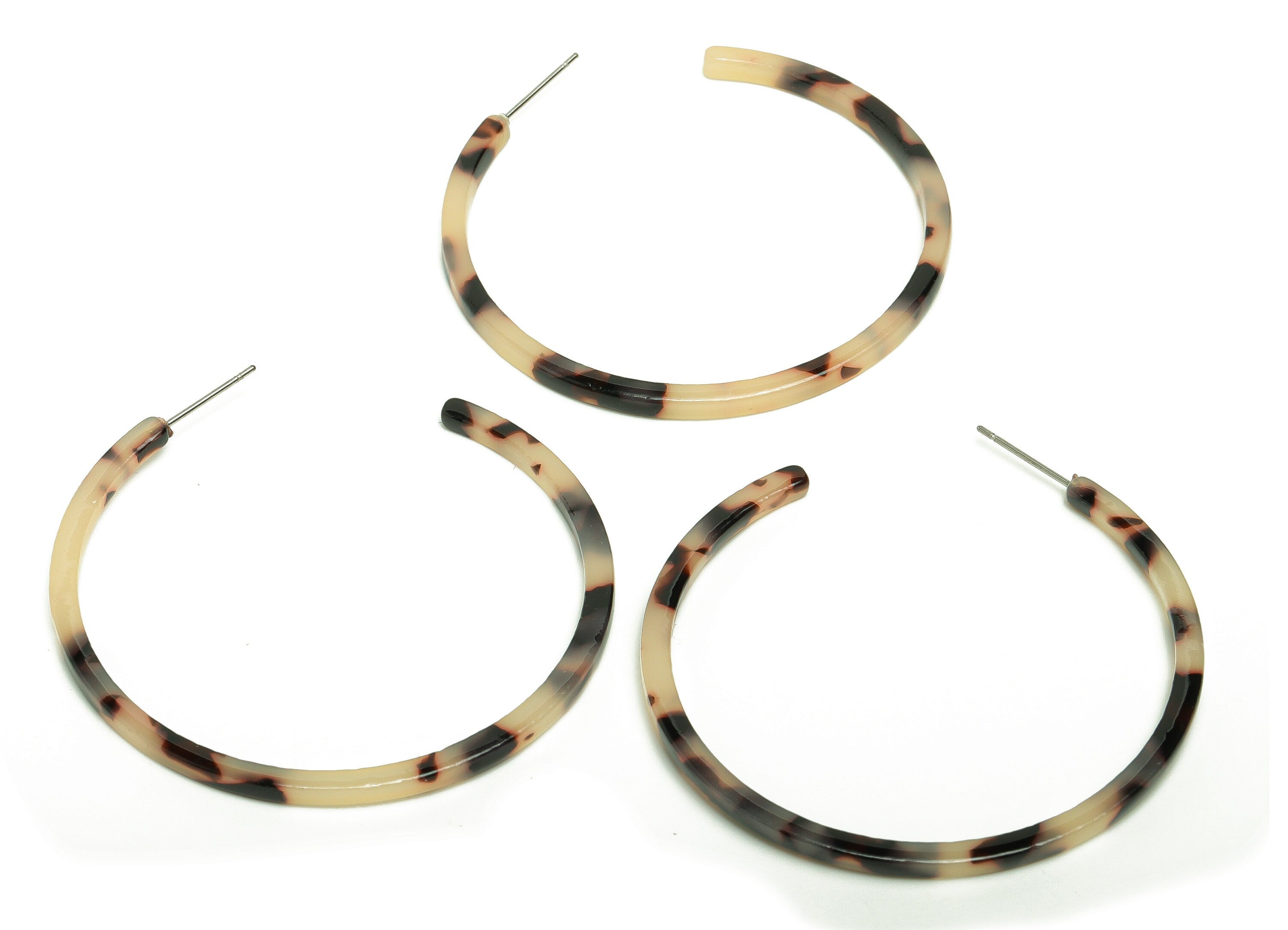 Open Hoop Earrings Stud - Blonde Tortoise Shell Earring- Acetate Round Earring Post - Open Hoop - Color Code: A07 - 52x52x2.5mm - AC2643-A07 - DOMEDBAZAAR