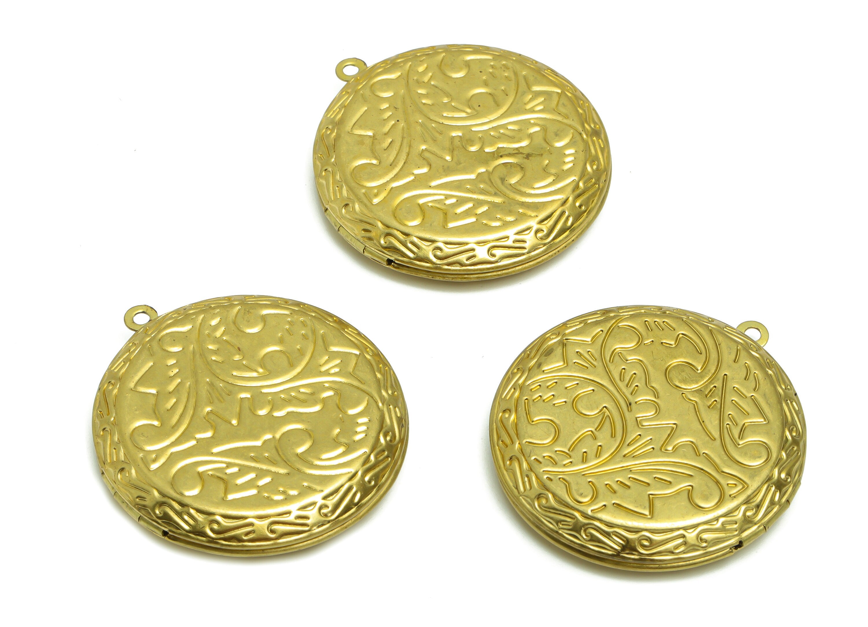Brass Round Locket Charm - Raw Brass Pattern Locket Charms - Antique Looking Locket - Vintage Looking Locket - 36.52x33.64x6.37mm - PP8919 - DOMEDBAZAAR