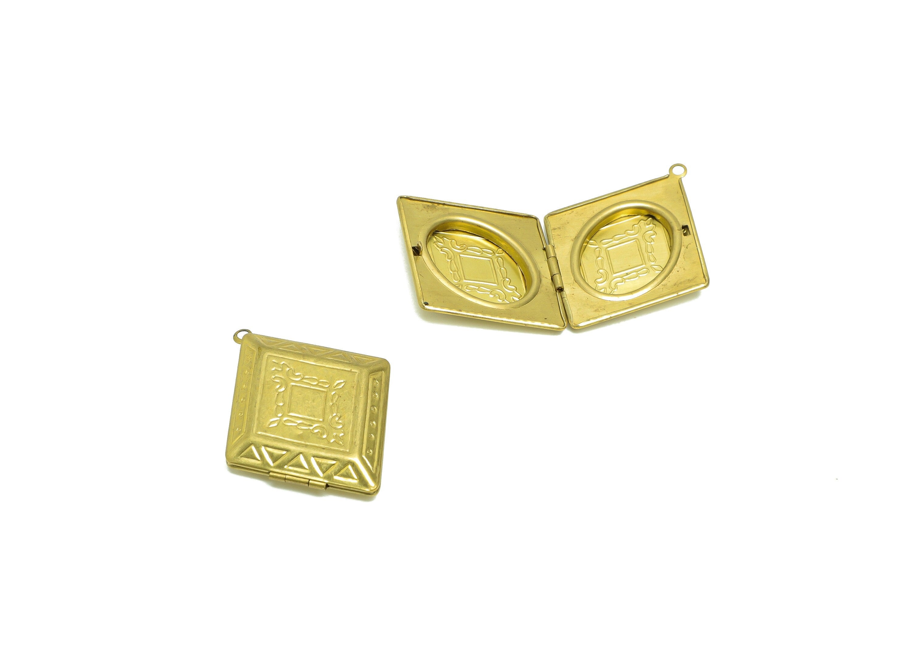 Brass Rhombic Locket Charms - Raw Brass Rhombic Locket Charms - Antique Vintage Looking Locket - 40.53x31.87x6.55mm - PP8905 - DOMEDBAZAAR