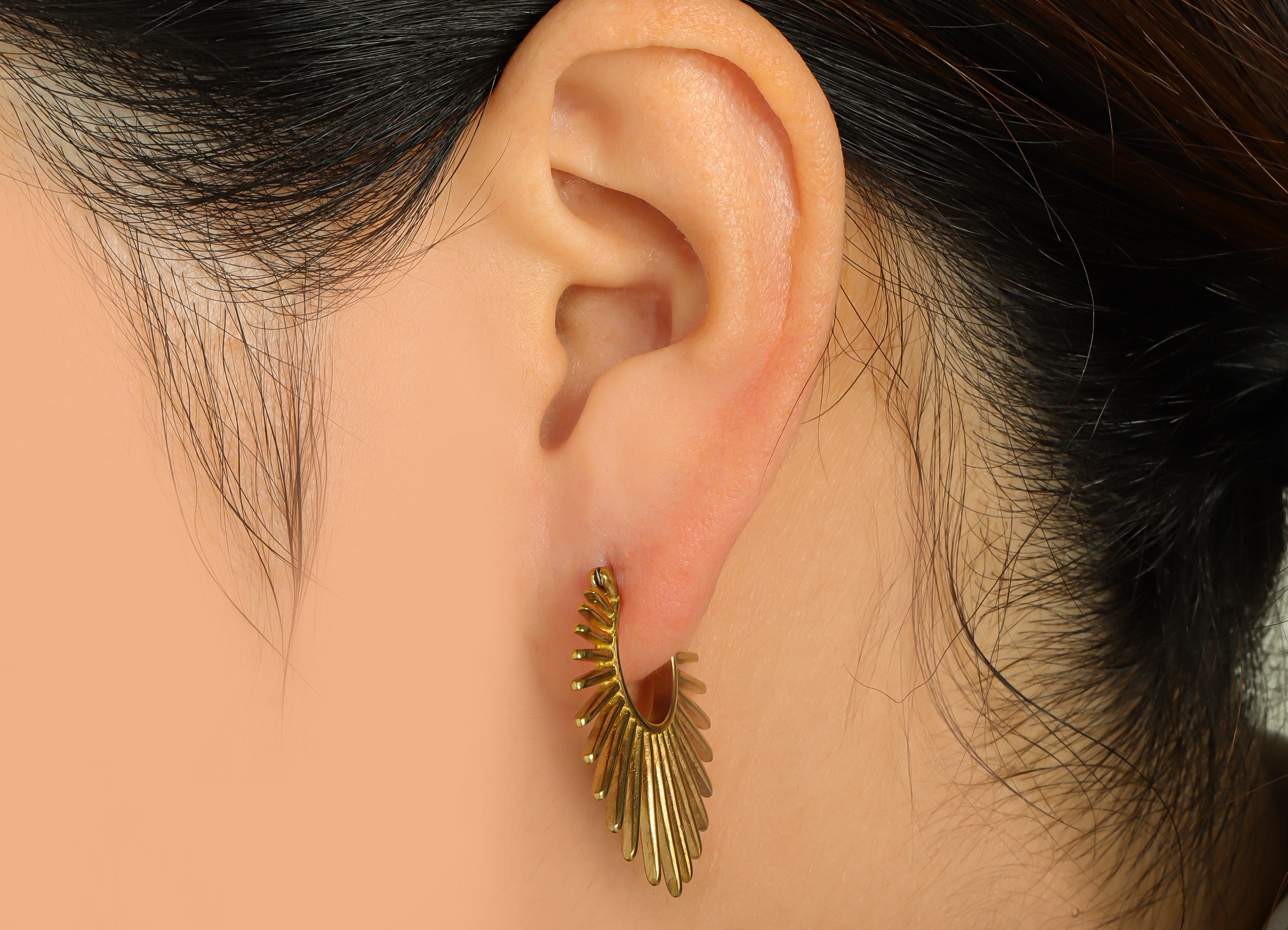 Sunburst Hoop Earrings - Raw Brass Sunshine  Huggie Hoop Clasp - Brass Sun Hoop Clasp - Sun Ray Clasp - 30.31x29.57x2.34mm- PP8659 - DOMEDBAZAAR