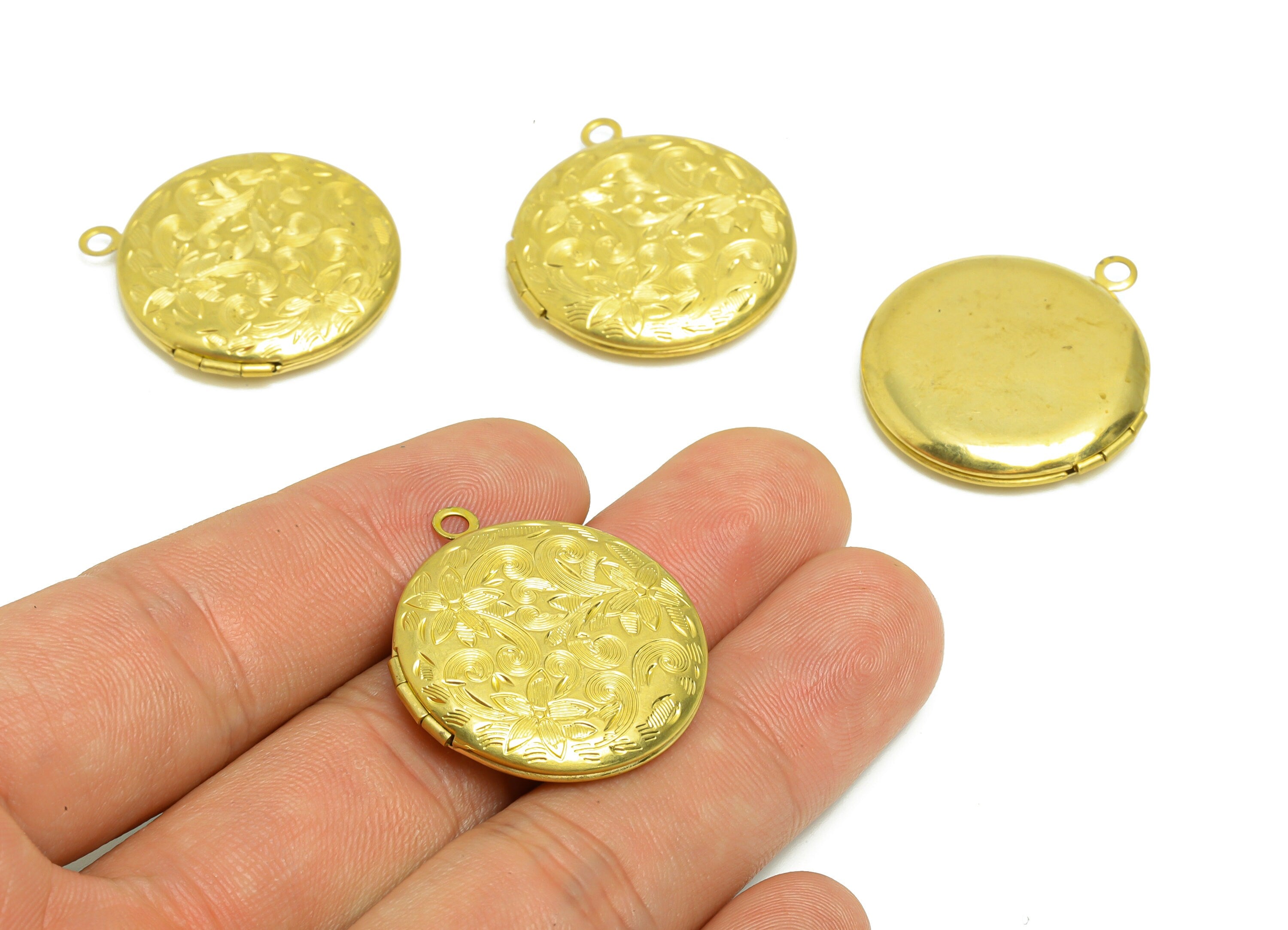 Brass Round Locket Charm - Raw Brass Pattern Circle Locket Charms - Antique Looking Locket - Vintage Looking Locket - 30.8x27.6x5mm - PP8928 - DOMEDBAZAAR