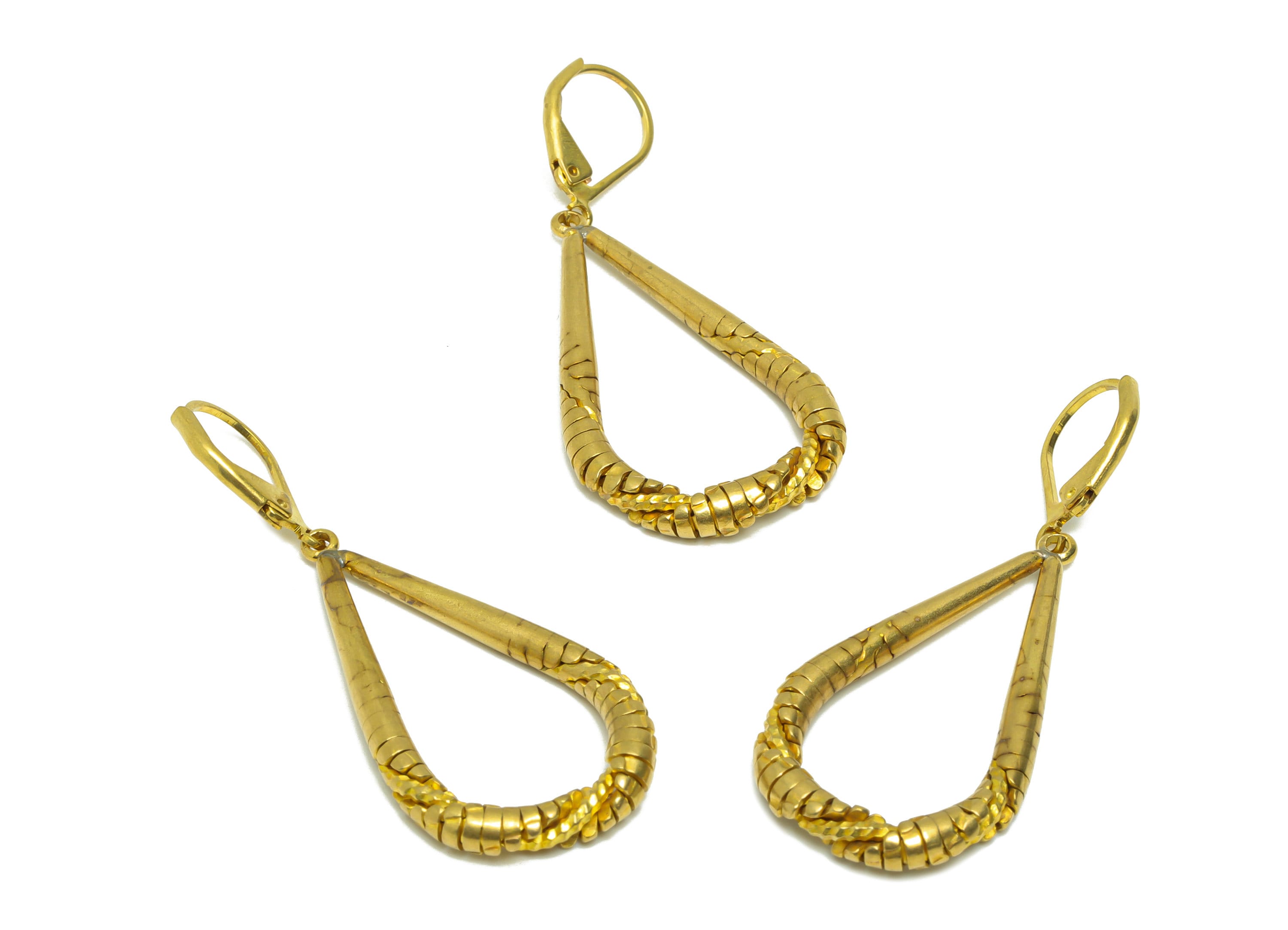 Drop Lever Back Earring - Brass Teardrop Earring - Textured Lever Back Earring - Hammered Earring - Lever Back Earring - 48x19x3mm - PP9029 - DOMEDBAZAAR