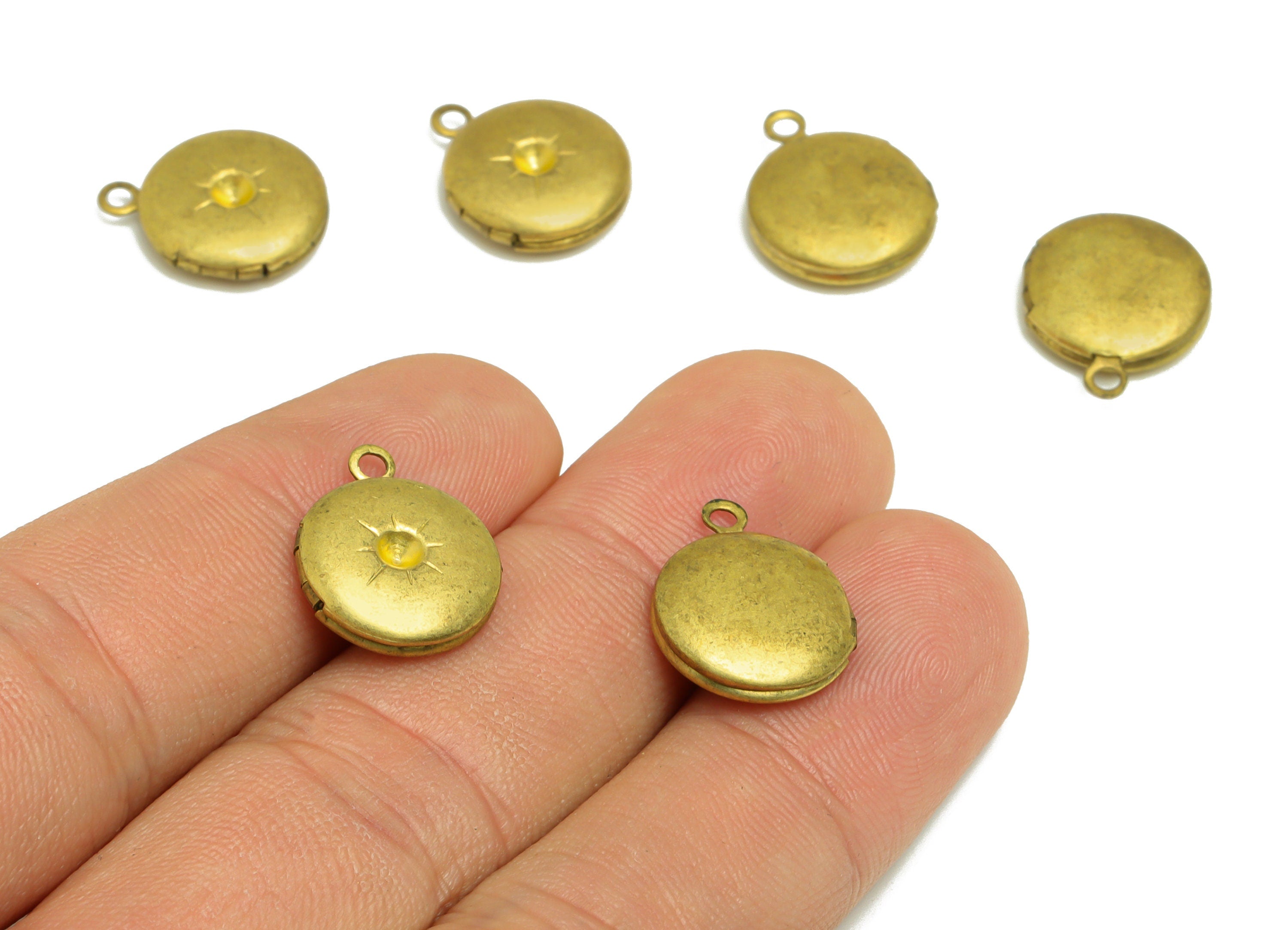 Brass Round Locket Charm - Raw Brass Sun Circle Locket Charms - Antique Looking Locket - Vintage Looking Locket - 16.06x13x3.98mm - PP8946 - DOMEDBAZAAR