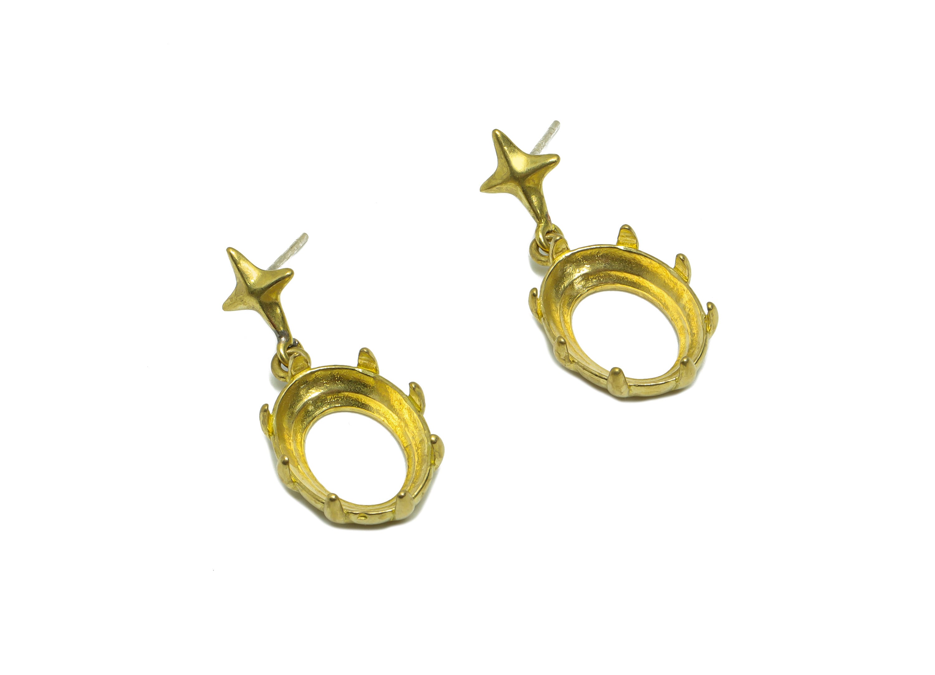 Brass Crystal Setting Dangle Earring - Brass Gemstone Frame Earring Stud - Brass Vintage Frame Star Earring Stud - 29x13.69x1.2mm - PP9439 - DOMEDBAZAAR