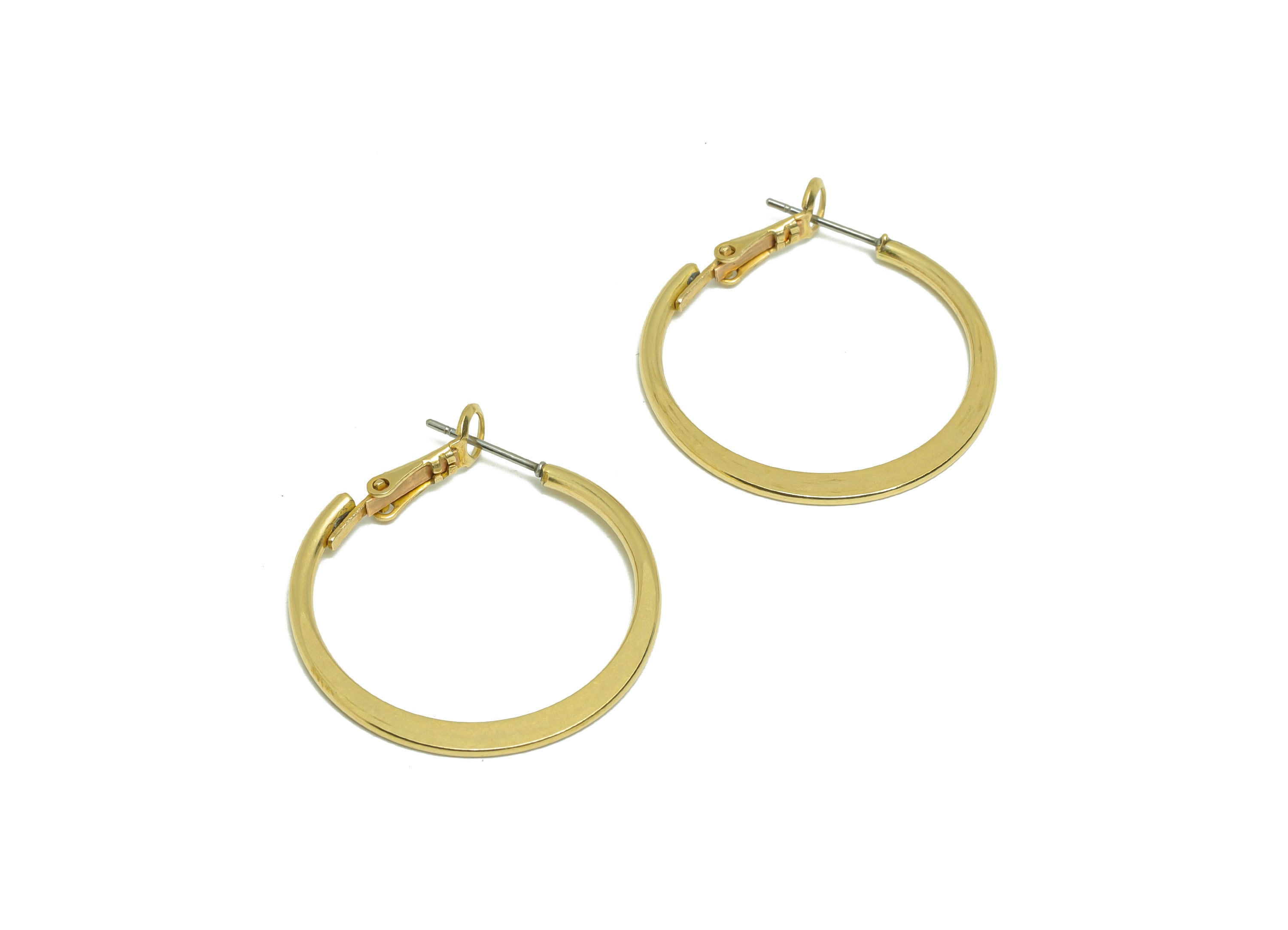 30mm Brass Hammered Hoop Earring - Raw Brass Clasp Back Earring - Hammered Clasp Back Earring - Hoop Clasp Earring - 30x 30x1mm - PP9155-30 - DOMEDBAZAAR