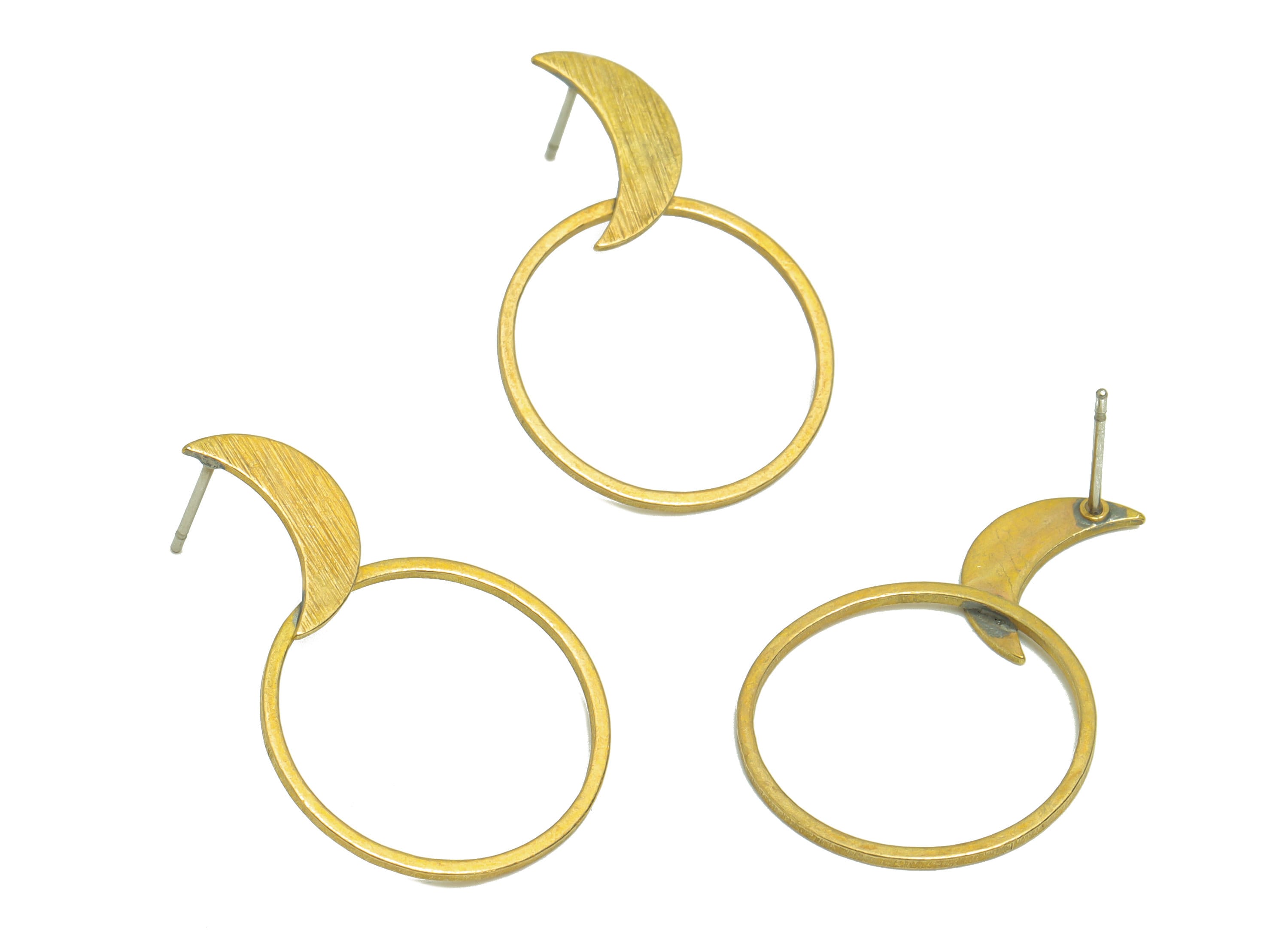 Brass Crescent Earring Post - Raw Brass Ring Textured Wire Earring Post - Round Moon Earring Post - Textured Earring Post - 29x19x1mm-PP9147 - DOMEDBAZAAR