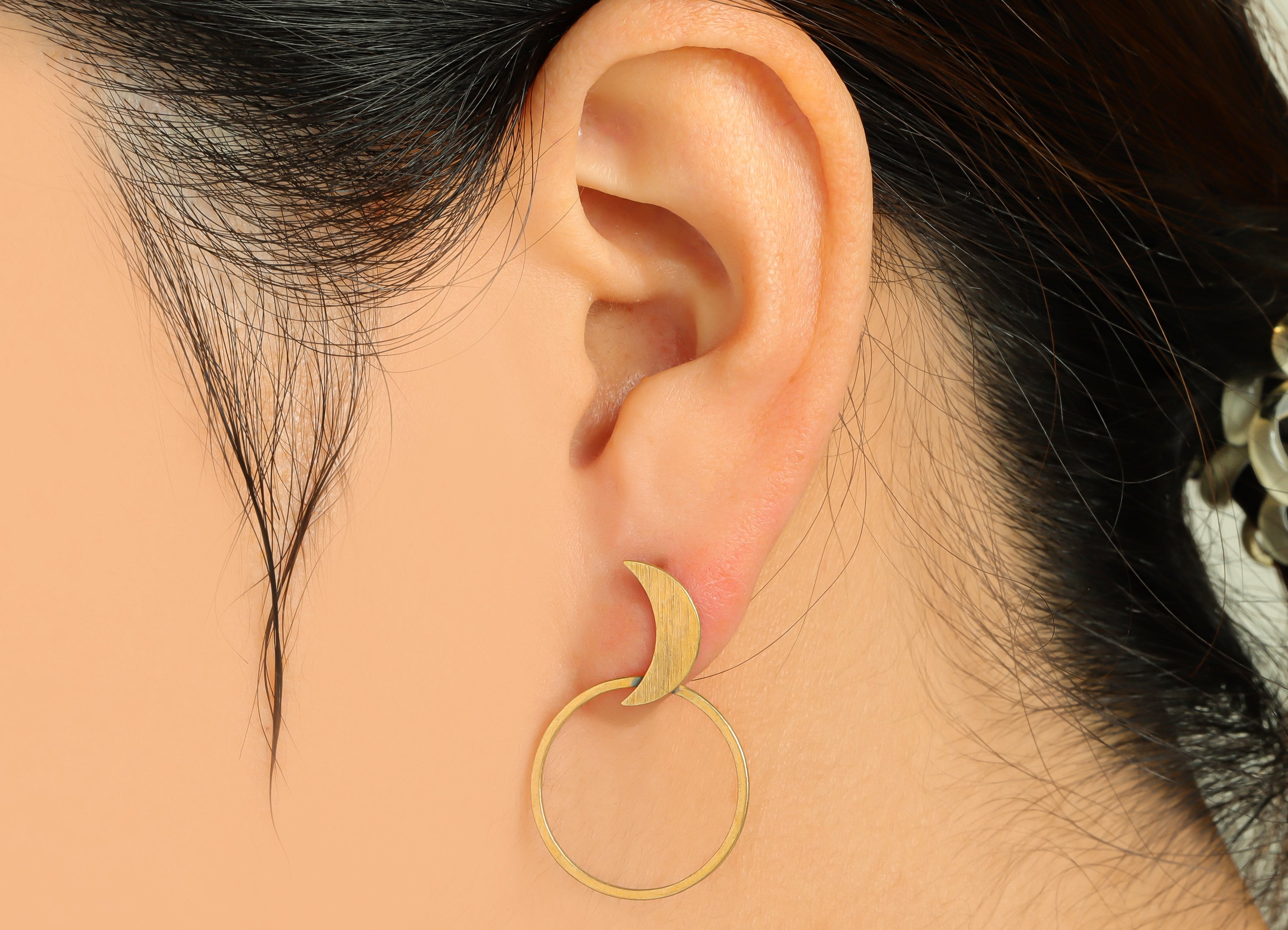 Brass Crescent Earring Post - Raw Brass Ring Textured Wire Earring Post - Round Moon Earring Post - Textured Earring Post - 29x19x1mm-PP9147 - DOMEDBAZAAR